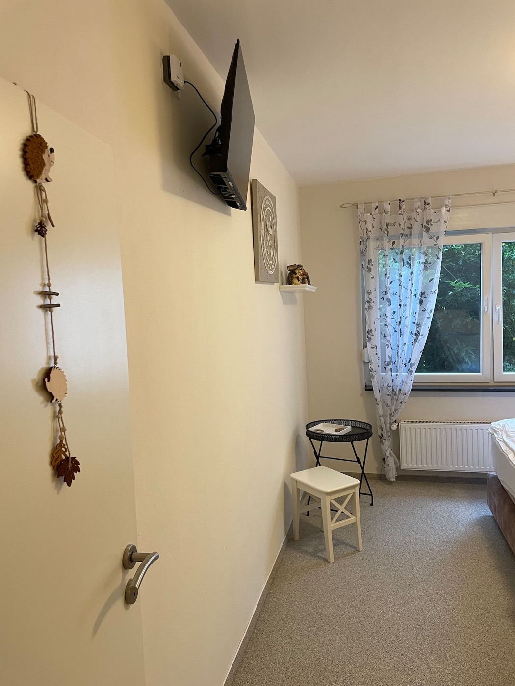 Ferienwohnung Waldfrieden — gemütliches Zimmer