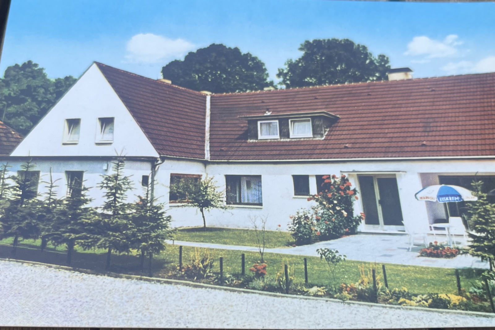 Das Haus im Sommer